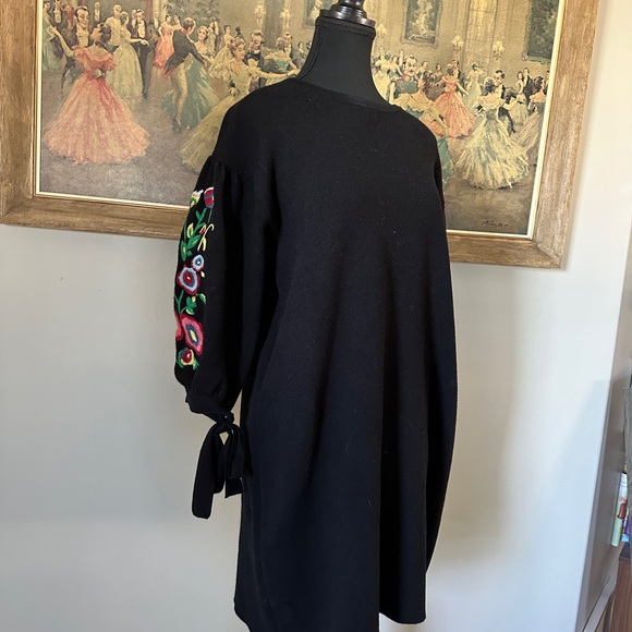 Zara Dress - Picture 2 of 3